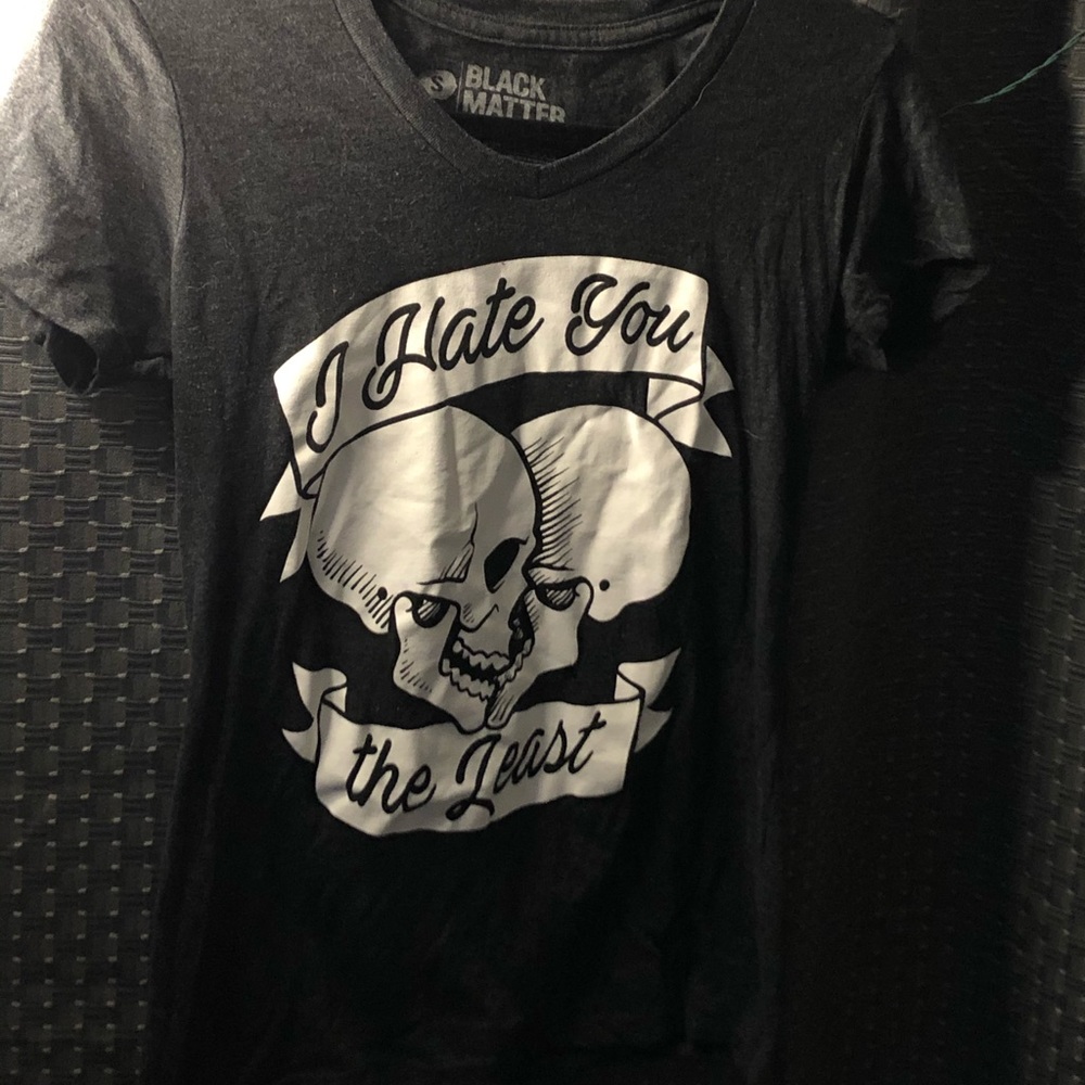 Gray graphic tee